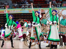 球星晒训练照：永远向前